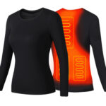 Tee-shirt chauffant noir à manches longues vu de face et de dos sur fond blanc.