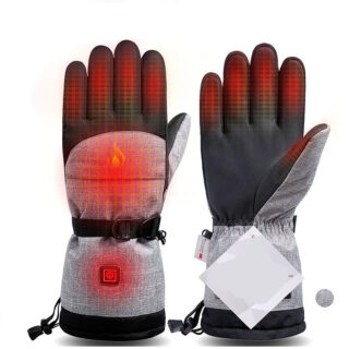 Moufles gris chauffant sur un fond blanc