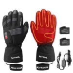 gants de ski chauffant imperméable sur fond blanc