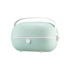 Sur fond blanc, on voit un Tupperware chauffant bleu ciel, avec le design d'une radio vintage.