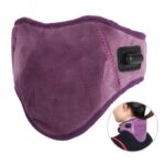 collier chauffant violet avec une femme de dos portant le collier chauffant